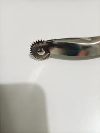 Taglierina circolare Dexter e rotella segna carta