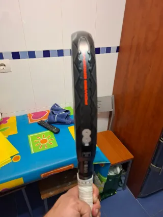 Pala Padel Adidas Metalbone 3.4 HRD 2025