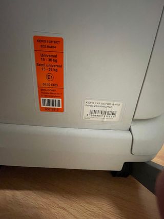 Silla coche Britax Römer púrpura con funda y prote