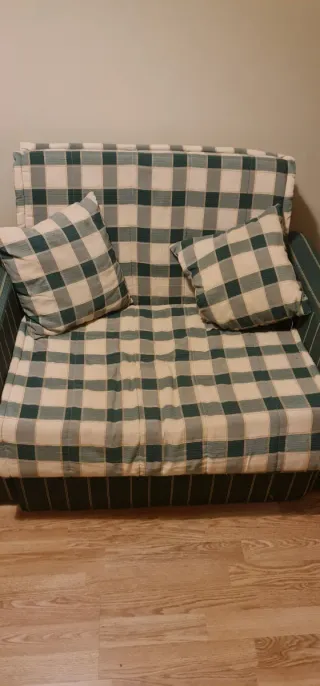 Sofá cama pequeño 115cm beige y verde