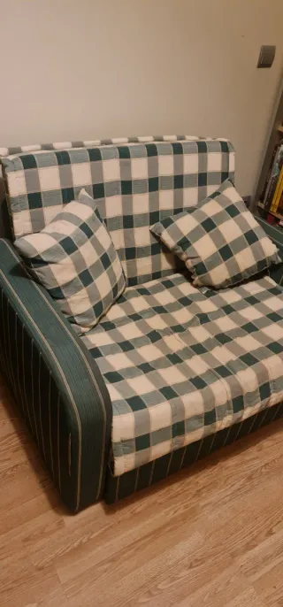 Sofá cama pequeño 115cm beige y verde