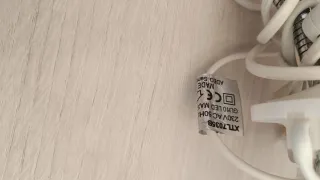 Lámpara LED con pinza