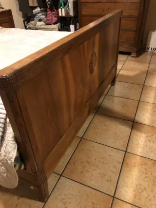 Cama antigua madera siglo XIX