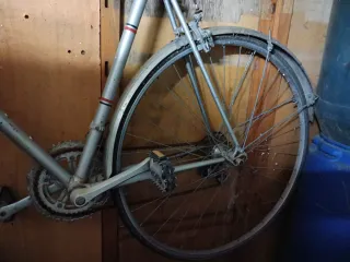 Bicicleta antigua de carretera BH