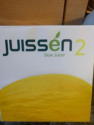 JUISSÉN 2 Extractor de zumo a baja velocidad.