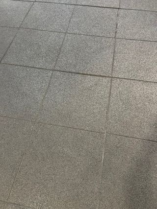 Suelo de caucho para gimnasio antiimpactos