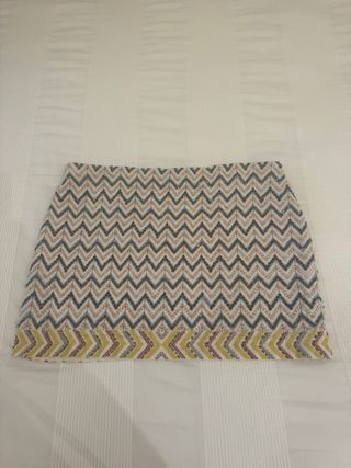 Falda corta geométrica