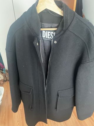 Abrigo Diesel paño negro nuevo sin etiquetas