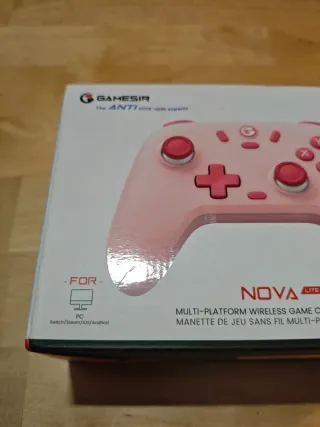 Mando Inalámbrico GameSir Nova Lite Rosa / Nuevo