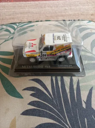 Lote 5 coches rally escala 1:43