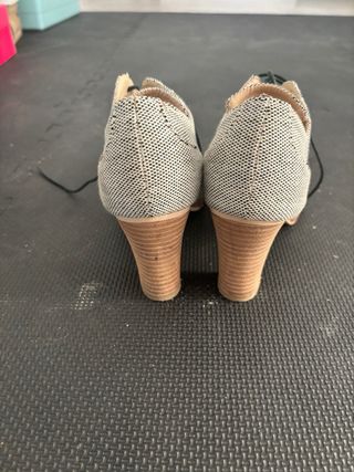 Zapatos de cordones para mujer