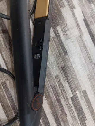 Piastra per capelli ghd