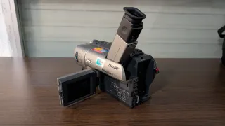 Sony Handycam Vision Cámara Video CCD-TRV47E