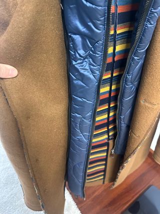 Abrigo BOB Marrón con Chaleco Azul