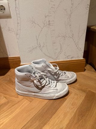 Nike Blazer Talla 40 Blancas