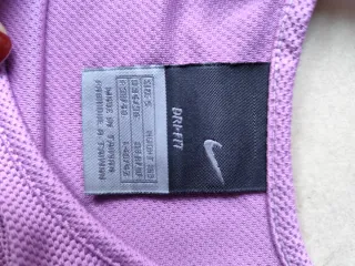 Canotta Nike Viola per ragazze