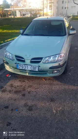 Nissan Almera 2002