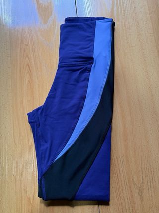 Mallas Reebok Moradas Talla XS