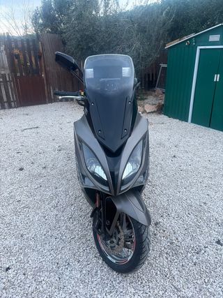 Moto Kymco Xciting 400i