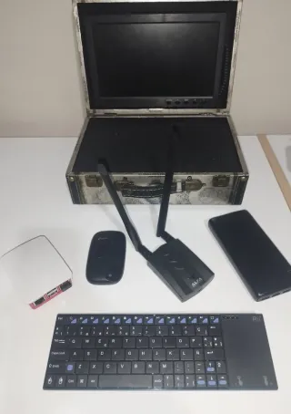 Maletín Raspberry Pi con Pantalla