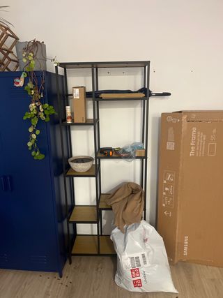 Estantería Metálica y Madera