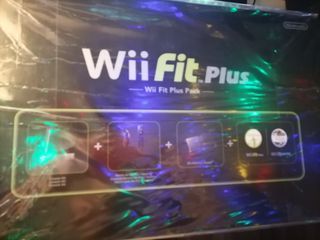 WII- WII FIT PLUS PACK NUEVO.