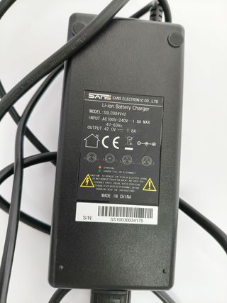 Cargador de batería para bici eléctrica 36V