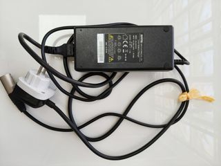 Cargador de batería para bici eléctrica 36V