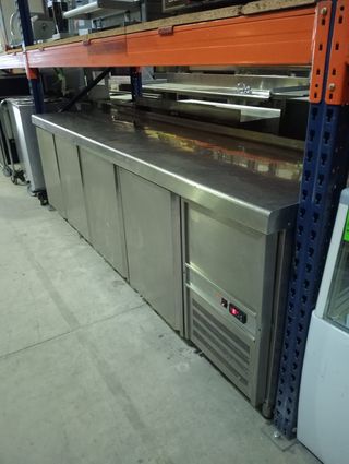 Bajo mostrador refrigerado / Mesa fría