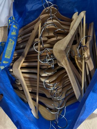 50 Perchas Madera y Metal Blancas