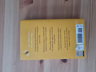 Libro en inglés "Still me"