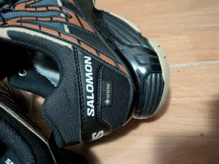 Botas Salomon Gore-Tex Negras Marrones