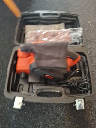 Lijadora de banda con maletín