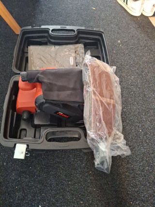 Lijadora de banda con maletín