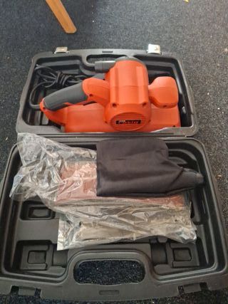 Lijadora de banda con maletín