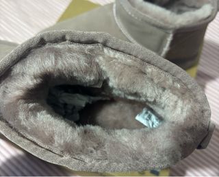 Botines de piel vuelta estilo australiano