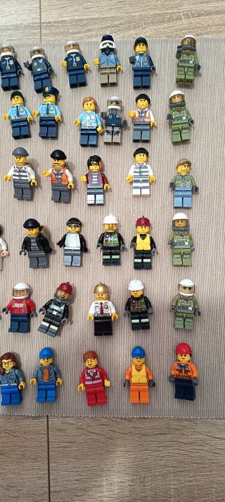 Lote 120 Minifiguras Lego Variadas