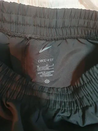 Pantalón corto Nike niño Talla M niño