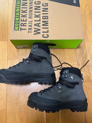 Botas de Montaña Boreal nuevas