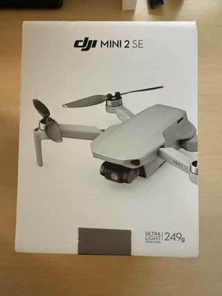 DJI Mini 2 SE Drone y Mando Gris