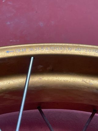 Llanta delantera BMW R1200GS 2019