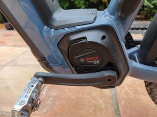 Bicicleta Eléctrica FOCUS Planet 2 6.9 ABS