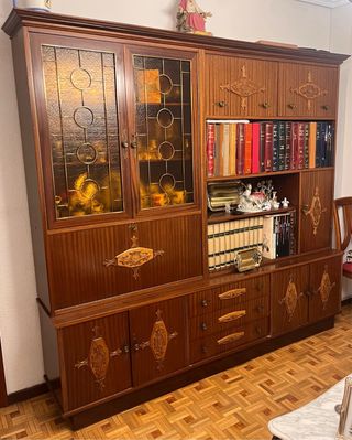 MUEBLE DE SALON MADERA Y CRISTAL