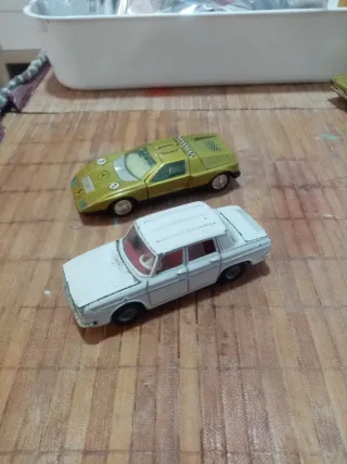 Coche Joal escala 1:43