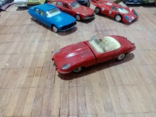 Coche Joal escala 1:43