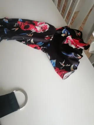 Conjunto Blusa Hombros Descubiertos y Pantalón Neg