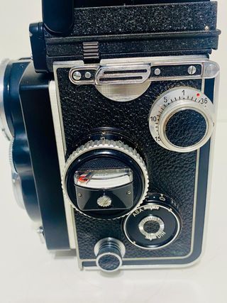 Camara Rolleiflex 2,8F Planar 2,8/80