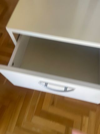 Cajonera blanca con ruedas