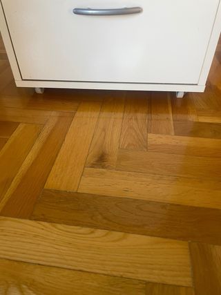 Cajonera blanca con ruedas