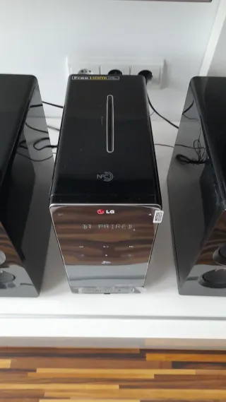 Microcomponente LG DM2740 Negro